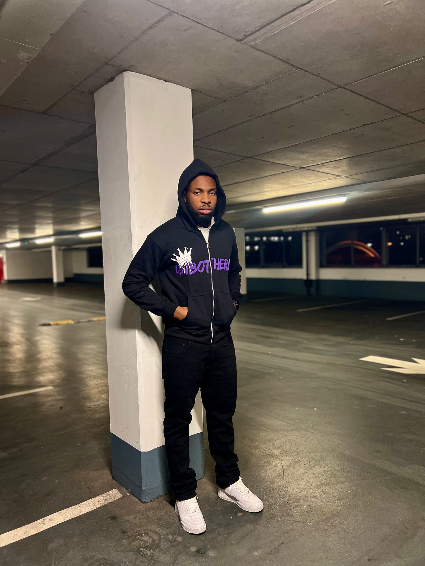 UNBOTHERED WHITE COWN JACKET - BLACK