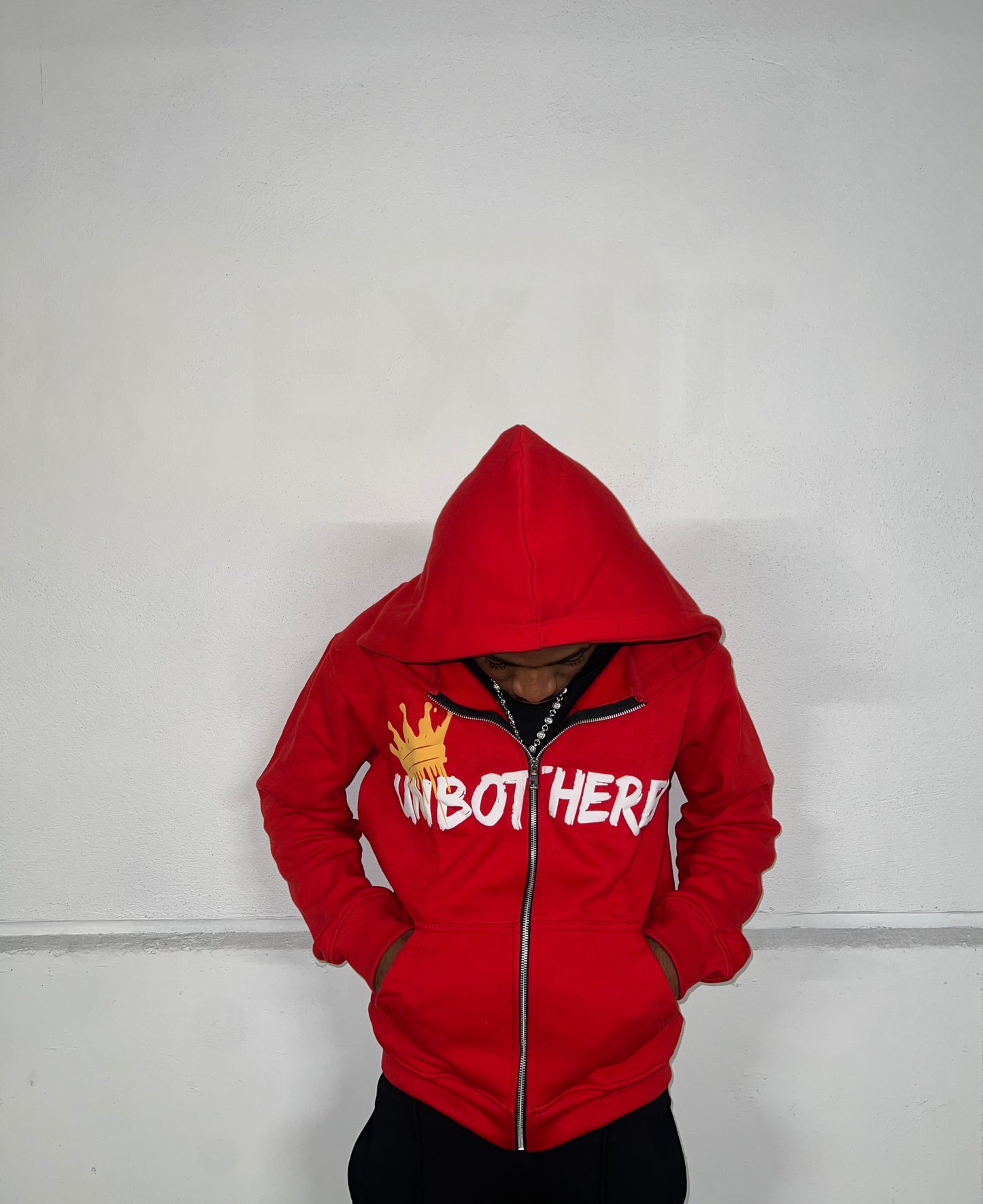 UNBOTHERED YELLOW CROWN JACKET - RED